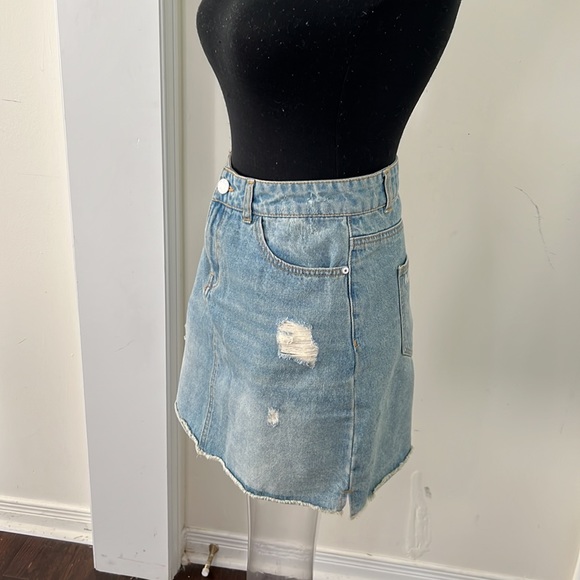 Noisy May Distressed Who Care Care Denim Jeans Skirt Size Medium - Picture 2 of 13